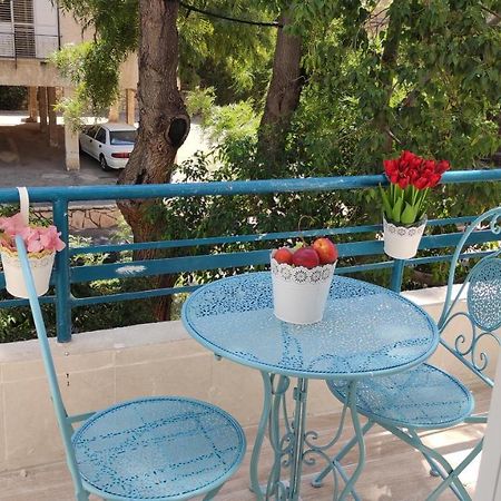 Apartamento Lovely Studio With Balcony Rechovot Exterior foto