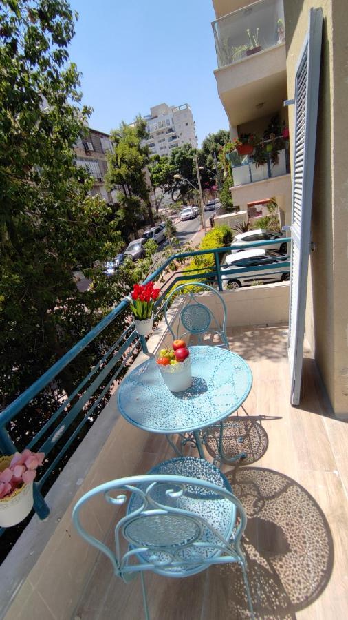 Apartamento Lovely Studio With Balcony Rechovot Exterior foto